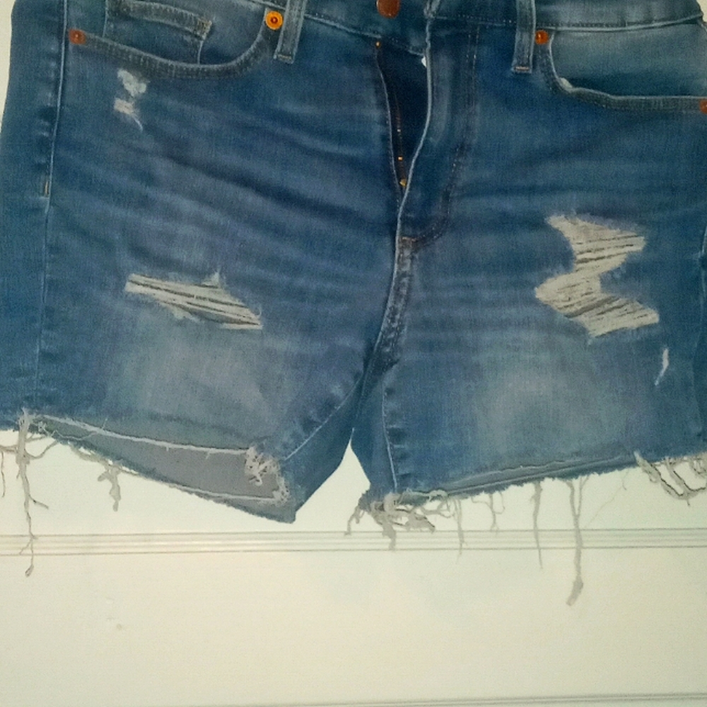 Universal thread brand woman's Shorts size 6